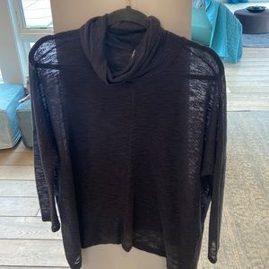 Michael Farrell light weight sweater
